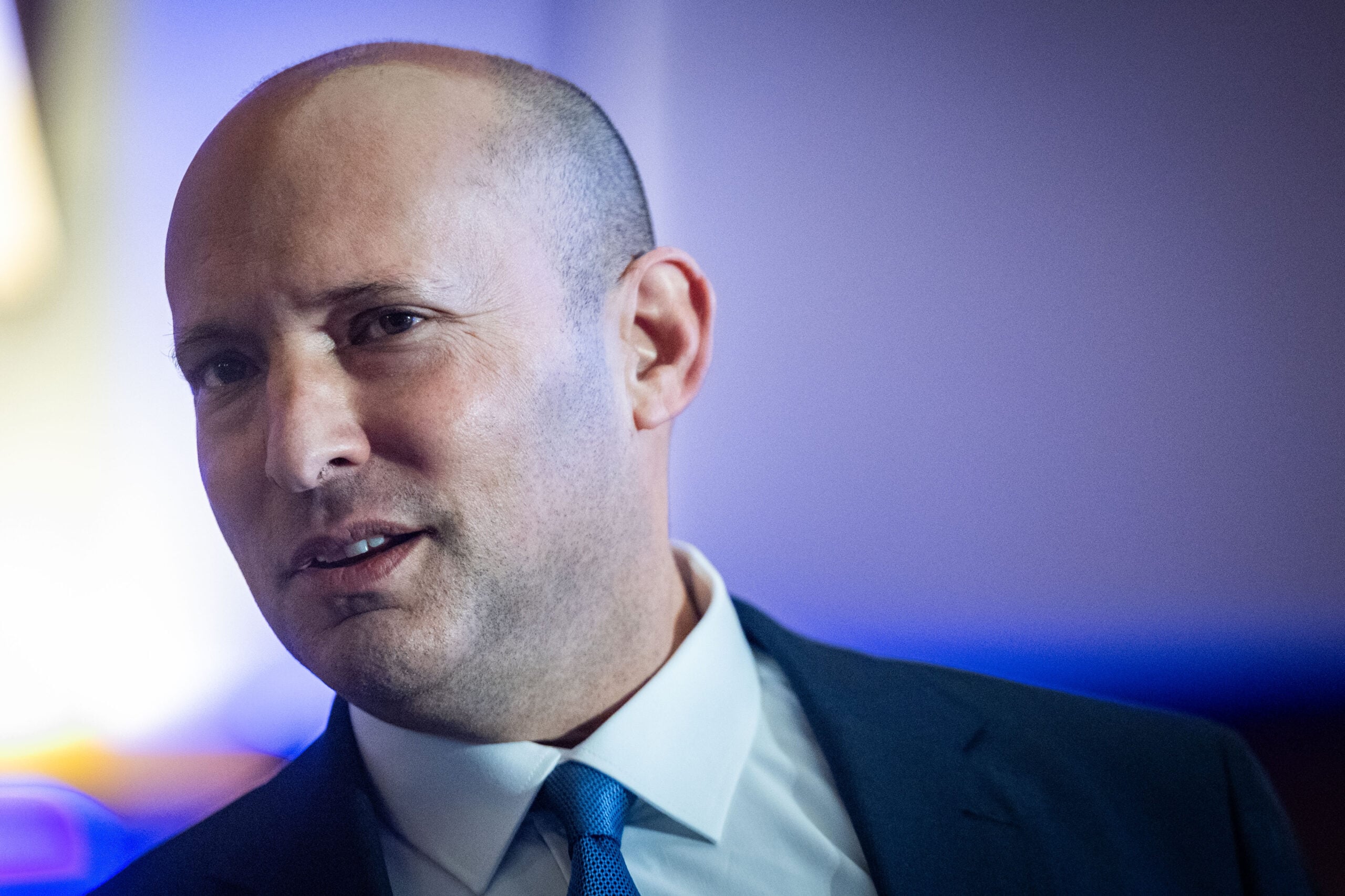 בנט עורר סערה: "שטחי A ו-B יהיו חלק מאוטונומיה פלשתינית